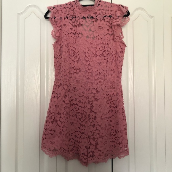 BB Dakota Priscilla Lace Romper - Picture 7 of 7